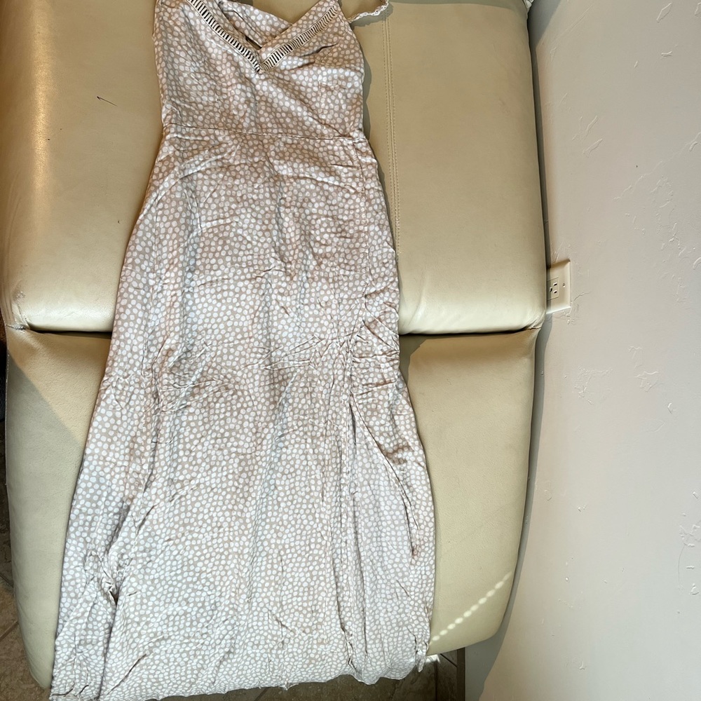 Dress - Picture 2 of 5